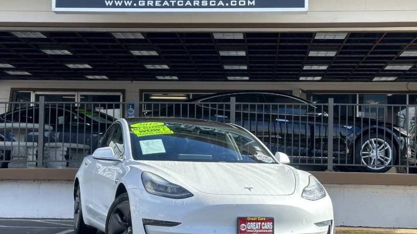 TESLA MODEL 3 2018 5YJ3E1EA9JF162637 image